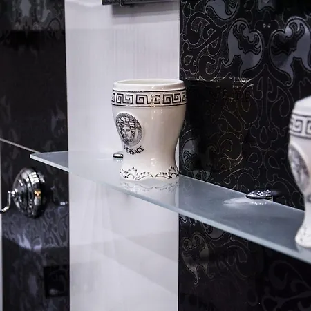 Shelby - Lux I Glamour *